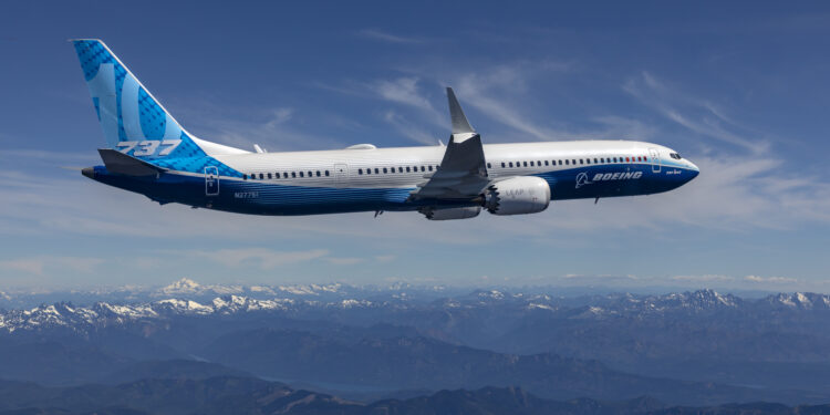 Boeing Pulls Ahead of Airbus in Q1 2026 Deliveries for First Time Since 2018