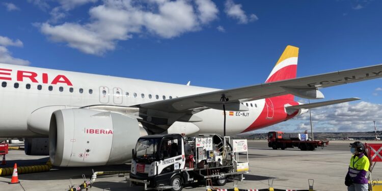 DHL and IAG Cargo Expand SAF Partnership at Heathrow as Industry Confronts Cost Gap