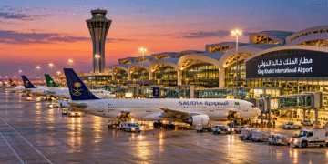 International Airlines Suspend Riyadh Flights Amid Airport Security Disruptions